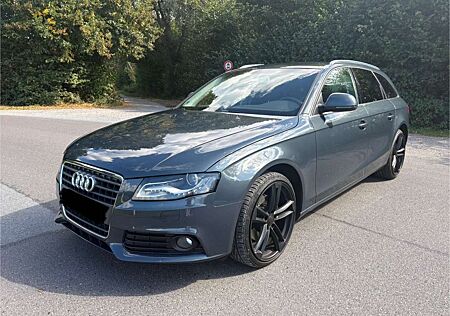 Audi A4 1.8 TSI Avant Ambiente/Navigation/19 Zoll