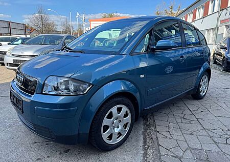Audi A2 1.4 62.000KM / 1.HAND / TÜV NEU