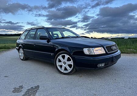 Audi 100 Avant 2.3 E