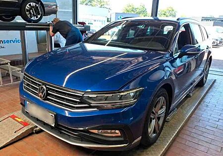 VW Passat Variant Volkswagen R-Line 2.0TDI LED Navi SHZ ACC