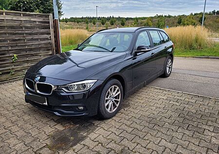 BMW 320d 320 Touring xDrive Aut. Advantage