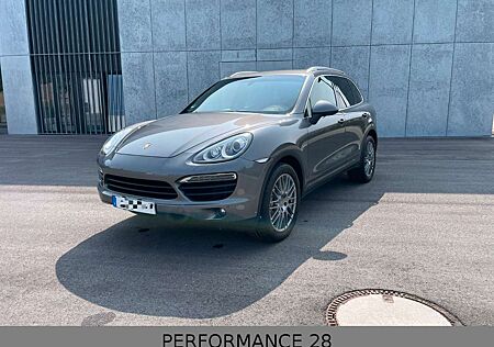 Porsche Cayenne S Hybrid
