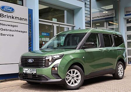 Ford Tourneo Courier 1.0 EcoBoost Titanium