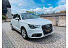 Audi A1 attraction 1.6 TDI*PDC*Bloutooth