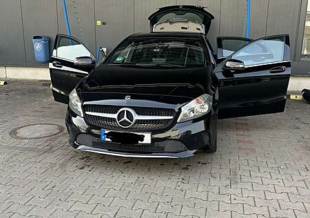 Mercedes-Benz A 180 BlueEfficiency (176.042)