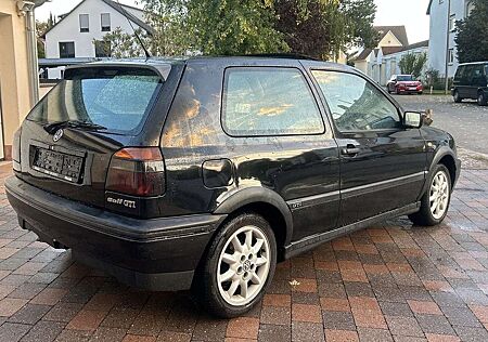 Volkswagen Golf GTI 2.0 ltr 115 PS - 3 türig - 2 Hand - AHK