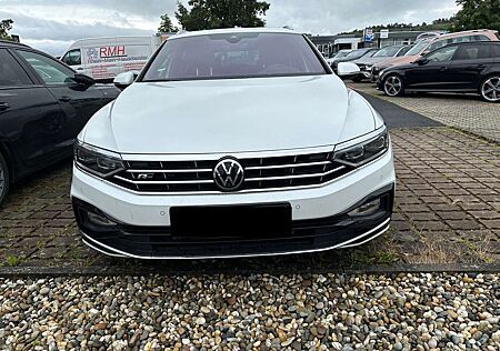 VW Passat Variant Volkswagen R Line, 2.0 TDI, Standh. Digital, AHK, Voll