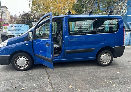 Peugeot Expert 2.0 HDI Kasten verglast Anhängerkuppelung