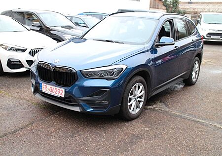 BMW X1 xDrive20d/Autom/Navi/PDC/LED/AHK/SoWi/A.Tempo