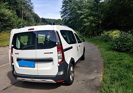 Dacia Dokker TCe 115 Stepway Celebration