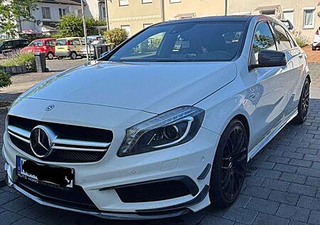 Mercedes-Benz A 45 AMG 4Matic/Aero/Carbon/Alcantara/per.Sitz/Pano Dach