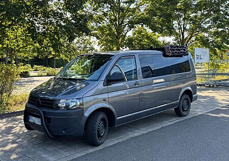 VW T5 Caravelle Volkswagen 2.0 TDI Kombi, langer Radstand