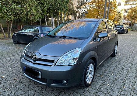 Toyota Corolla Verso 1.8 7-Sitzer TÜV NEU, Rentner, TOP-Zustand