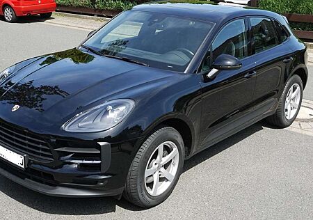 Porsche Macan Leder, Navi, Approved -02.2025