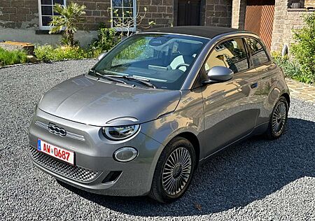 Fiat 500E Cabrio Icon 42kwH Garantie Carplay