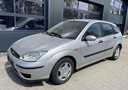 Ford Focus 1.6 - 105.000 km - Januar 2025 HU