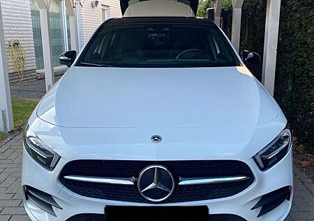 Mercedes-Benz A 250 e 8G-DCT AMG Line