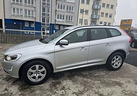 Volvo XC 60 XC60 Momentum 2,0 Automatik*Kamera