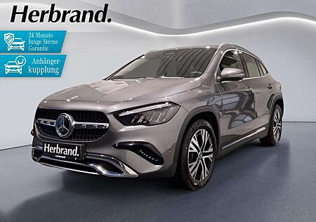 Mercedes-Benz GLA 200 Progressive Distronic LED AHK DAB 18"LM