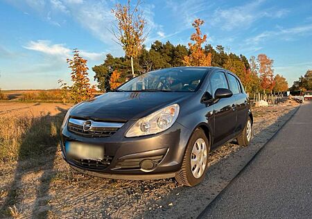 Opel Corsa Edition kein Unfallwagen