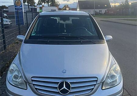 Mercedes-Benz B 200 Turbo