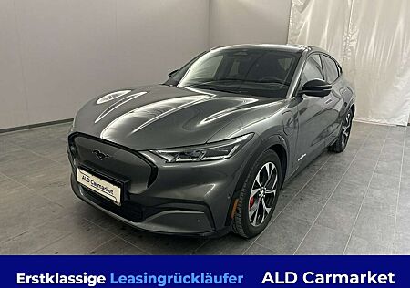 Ford Mustang Mach-E AWD Geschlossen, 5-türig, Direktantrieb, 1-Gang