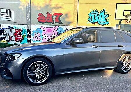Mercedes-Benz E 400 d 4Matic T 9G-TRONICExclusive fast Vollausstattung