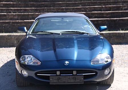 Jaguar XK8 Cabrio 1 Jahr Garantie kein USA