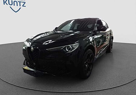 Alfa Romeo Stelvio Quadrifoglio Q4 Xenon, 1. Hd.