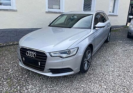 Audi A6 Avant 3.0 TDI/V.LEDER/XENON/NAVI/STHZ/KLIMA/