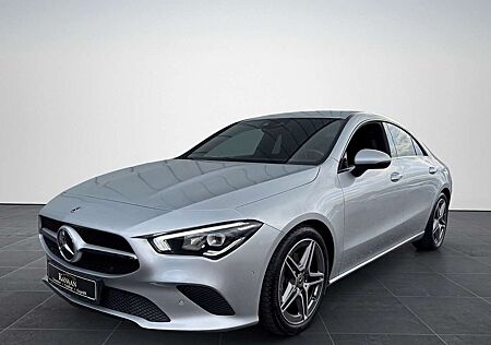 Mercedes-Benz CLA 200 Limousine Autom.*AMG*Widescreen*Leder