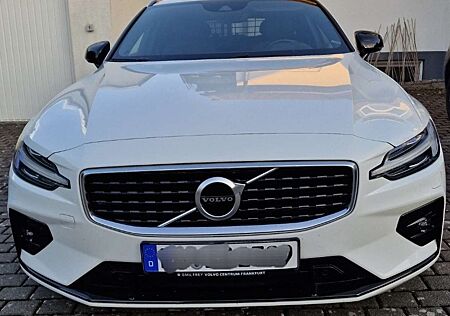 Volvo V60 R Design 250 PS, mit Garantie