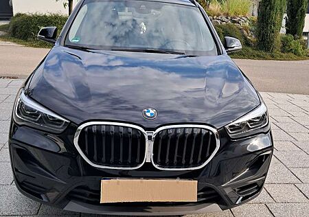 BMW X1 sDrive20i Aut. Advantage, AHK