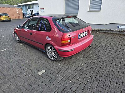 Honda Civic 1.5i LS