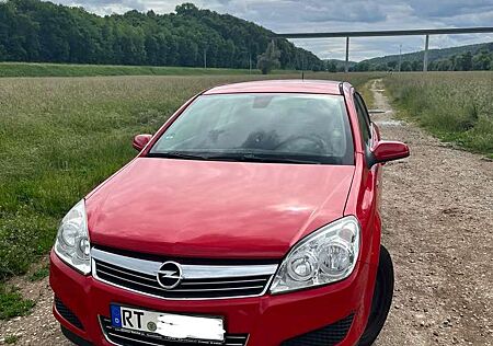 Opel Astra Edition