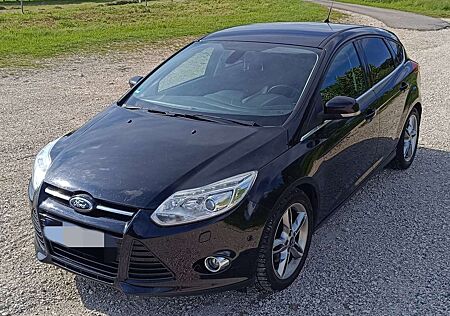 Ford Focus Fließheck Diesel 2.0 TDCi DPF Titanium