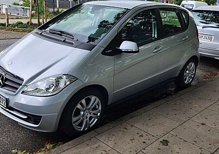 Mercedes-Benz A 160 CDI DPF BlueEFFICIENCY