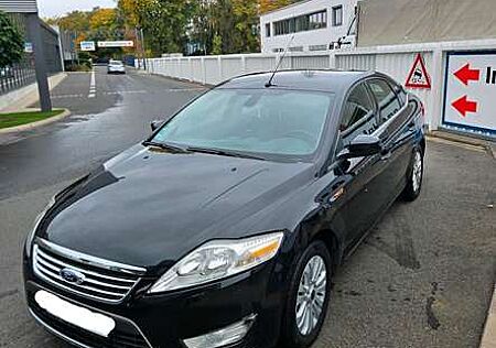 Ford Mondeo 2.0 Ghia