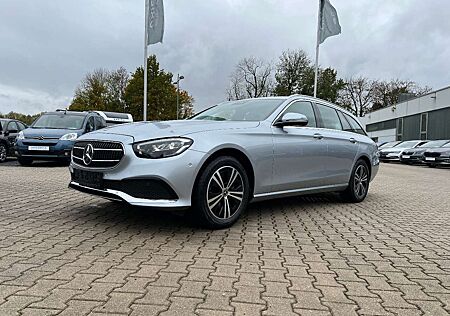 Mercedes-Benz E 220 gebraucht kaufen Mercedes-Benz E 220 d T Avantgarde *LED Luft. Kamera DAB Sitzh.