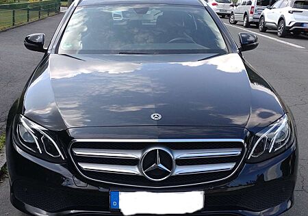 Mercedes-Benz E 200 d T 9G-TRONIC Exclusive