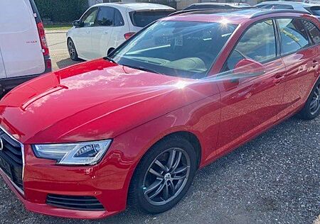 Audi A4 Comfortline, Klima Navi DSG Alräder Sitzhzg