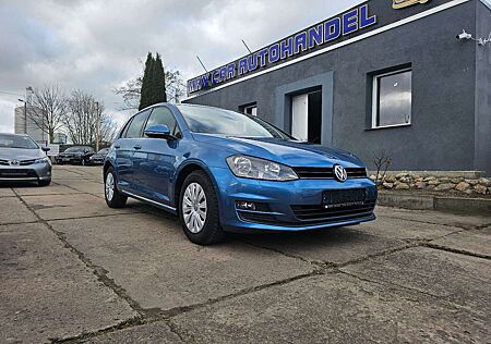 VW Golf Volkswagen VII Lim. Trendline BMT