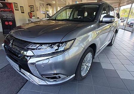 Mitsubishi Outlander Plug-in Hybrid PLUS FA-Paket 2.4 4WD