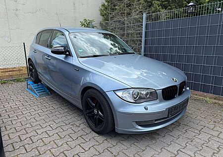 BMW 118d 118 Baureihe 1 Lim. *LEDER Sportsitze*XENON