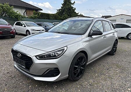 Hyundai i30 YES! Plus Klima Sitzheizung Xenon Navi S-Heft