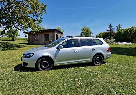 VW Golf Variant Volkswagen 1.6 TDI DPF Comfortline