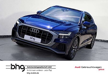 Audi Q8 55 TFSIe quattro tiptronic