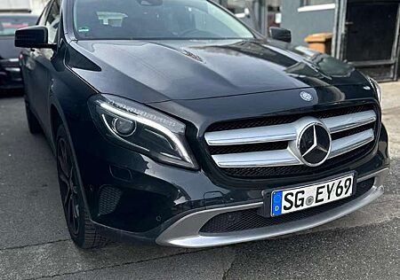 Mercedes-Benz GLA 250 4Matic (156.946)