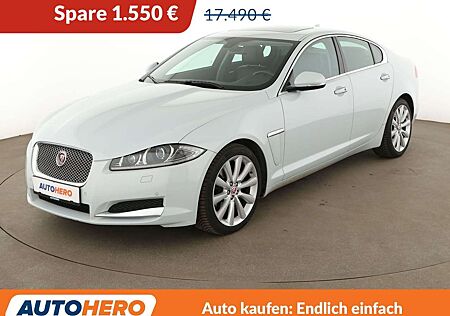 Jaguar XF 2.2 D Aut*NAVI*XENON*TEMPO*CAM*PDC*SHZ*