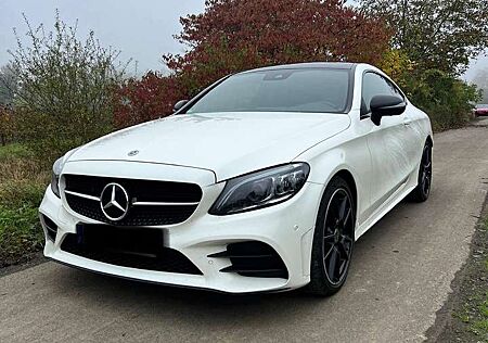 Mercedes-Benz C 300 Coupe 9G-TRONIC AMG Line Plus mit GARANTIE